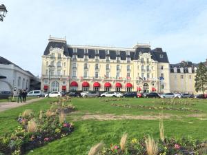 Appartements Chez Edwige a Cabourg thalasso plage WIFI : photos des chambres