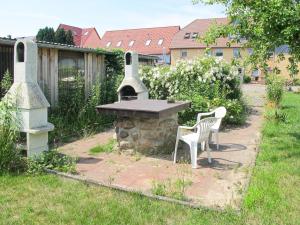 Apartment Old Hüsung - MUZ325 by Interhome