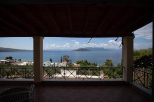 Amazing view family house! Aegina Greece