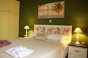 The Green Apartment, 1 min walk from Kalamaki beach
