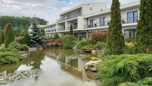 Garden Hotelpension Medical & Spa, Unterkunft in Debrecen