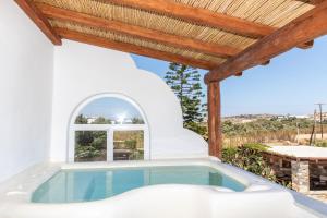 Thea Suites Naxos Greece