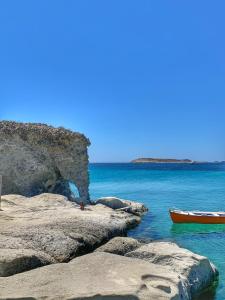 The Elephant Beach House Kimolos-Island Greece