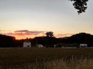 Maisons de vacances Beautiful pigeonnier with sensational surroundings : photos des chambres