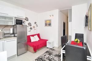 Full equipped flat close to all