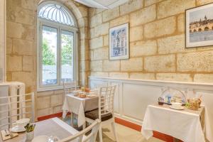 Hotels Hotel des Voyageurs Centre Bastide : photos des chambres