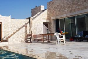 Villa Al hoceima près Tala Youssef & Boumehdi