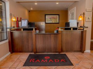 Ramada by Wyndham Mountain View - image 1