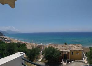 Glyfada New Era Home 107 Menigos Resort Apartments