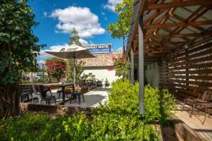 Longreach Most Central Motel - 朗里奇