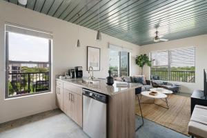 Two-Bedroom Apartment room in Lodgeur at Mid Main Lofts