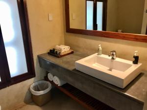 Ao Nang Colors Hotel - Aonang Beach