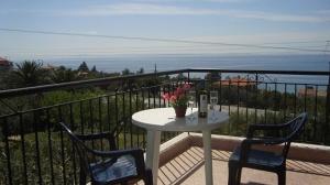 Yianna Studios & Apartments
