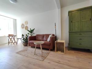 Cosy Tiny House 5 min walk Keukenhof included entrance keukenhof