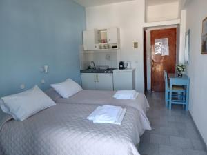 Studio with Sea View room in Kamelia