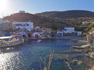 The Elephant Beach House Kimolos-Island Greece