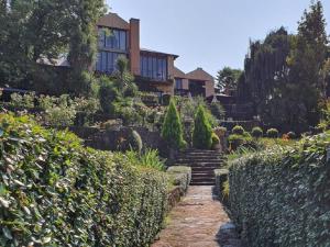 Black Horse Brewery, Restaurant & Accommodation