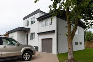 Suve Puhkemaja - Abruka