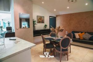 Maisons d'hotes Villa St Jean SUITE Romantique : photos des chambres