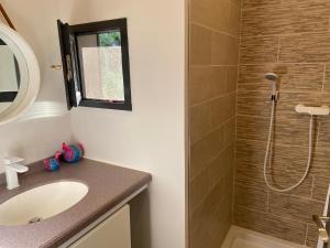 Chalets GITE CHALET BOIS : photos des chambres