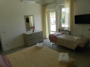 Appartamenti Via Cortonese 1