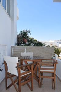 Virginia Studios Tinos Greece