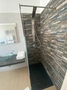 King Room with Spa Bath