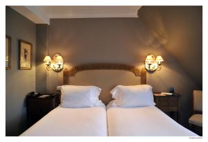 Hotels Hotel De La Treille : photos des chambres