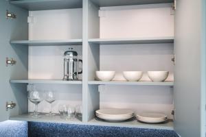 Brand new central park & beach side studio apartment