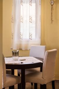 Modern Apartment 15 mins from the town of Lefkas