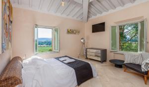 Deluxe Double Room with Shower