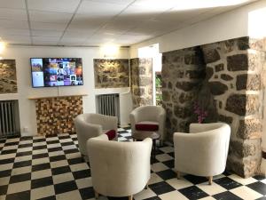 Hotels Hotel La Vigneraie : photos des chambres