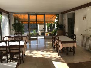 Hotels Hotel La Vigneraie : photos des chambres