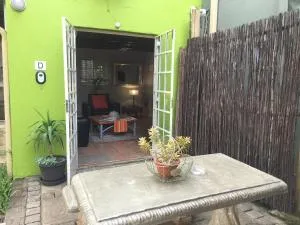 萨比自助公寓 - 萨比