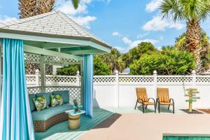 Beach house & backyard oasis with private pool - short walk to beach