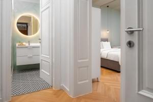 Grey Pearl Rooms