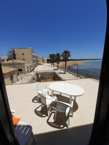 Casa Con Terrazzo Sul Mare