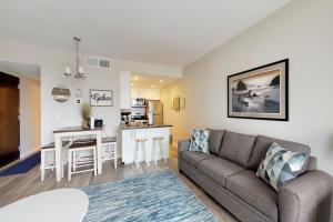 One Bedroom Apartment room in Sand & Sea: Pacific View (110)
