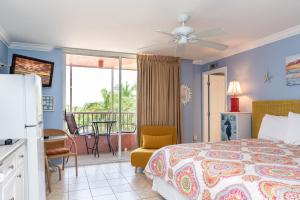 Bayview Studio Suite room in Casa Playa Resort