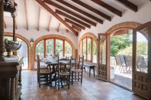 Alison by Aguilarent