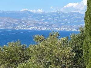 Jalna Apartments - Stunning Sea & Mountain Views with pool - Kassiopi
