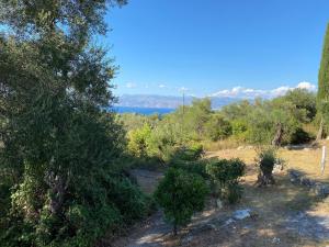 Jalna Apartments - Stunning Sea & Mountain Views with pool - Kassiopi