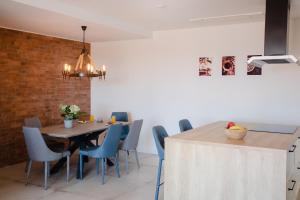 Apartment Eni 