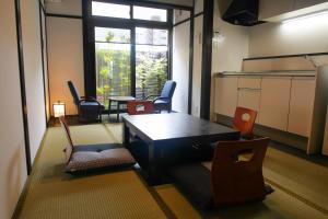가나자와 Saigawa House 2성급 숙소 스위트룸