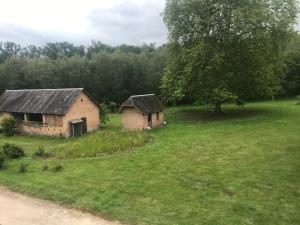 B&B / Chambres d'hotes Chateau Les Villiers - Au coeur de la Sologne : Chambre Double ou Lits Jumeaux - Vue sur Jardin