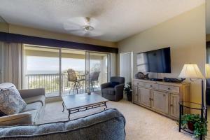 One Bedroom Apartment room in Barrington Arms 506