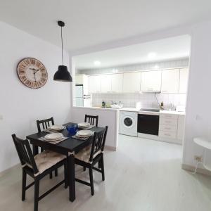 Estupendo Apartamento cerca de la Playa del Ancla