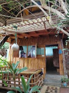 Chamis Place