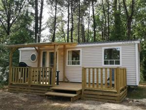 Campings LE ILO - camping la dune blanche : photos des chambres