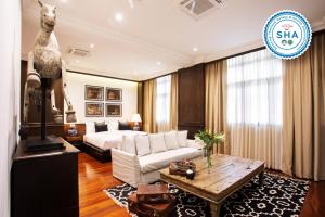 The Bridge An Eclectic Luxotel